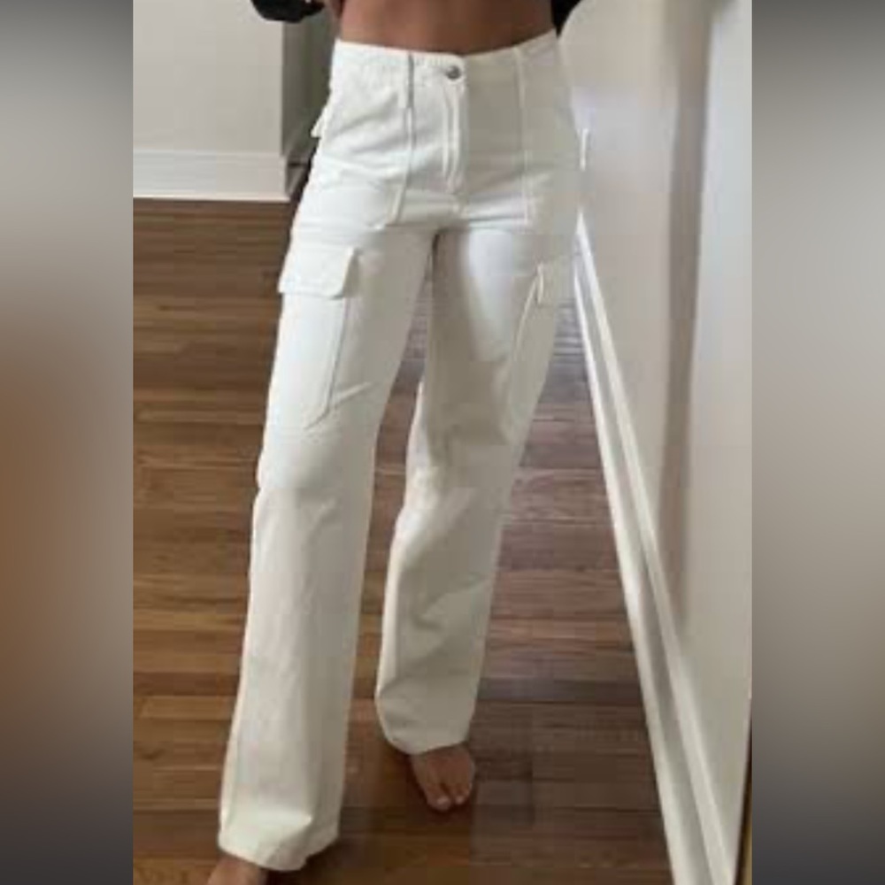 white zara cargo pants size 6